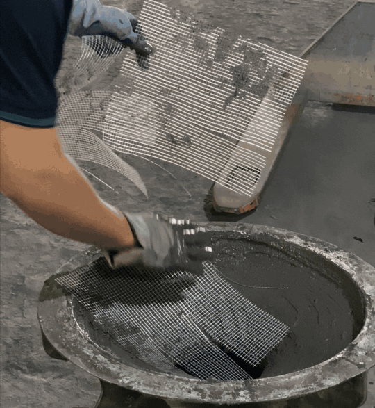 Khám Phá Công Nghệ GFRC – Sợi Thủy Tinh: Bí Quyết Làm Xi Măng Bền Hơn Và Nhẹ Hơn 70%