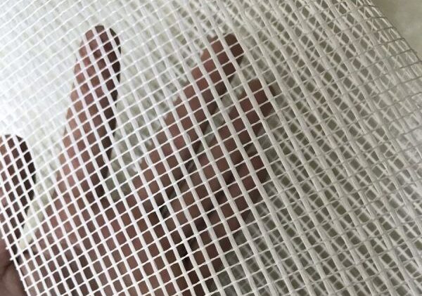 Khám Phá Công Nghệ GFRC – Sợi Thủy Tinh: Bí Quyết Làm Xi Măng Bền Hơn Và Nhẹ Hơn 70%