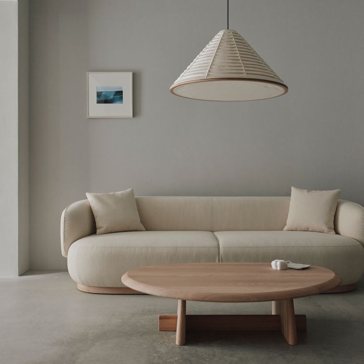 Hướng Dẫn Chọn Kích Thước Bàn Trà Đẹp Phù Hợp Với Sofa Cong Và Sofa Góc