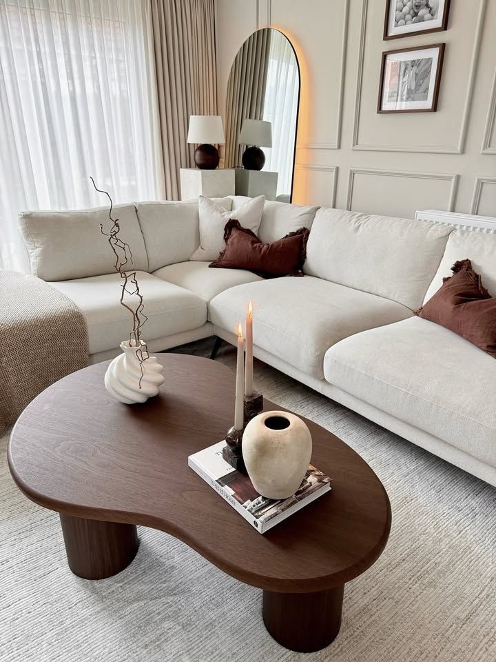 Hướng Dẫn Chọn Kích Thước Bàn Trà Đẹp Phù Hợp Với Sofa Cong Và Sofa Góc