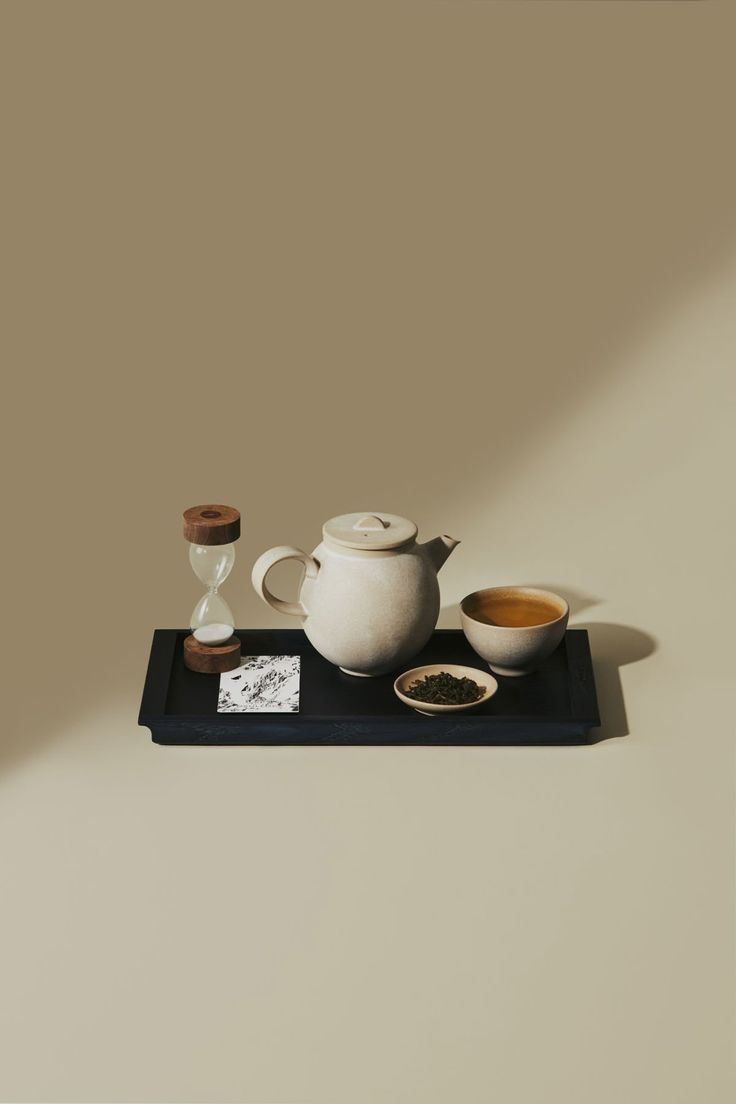 Top 7 Món Quà Tân Gia/Quà Tết 2026 Độc Bản Dành Cho Gia Chủ Mệnh Thổ & Kim