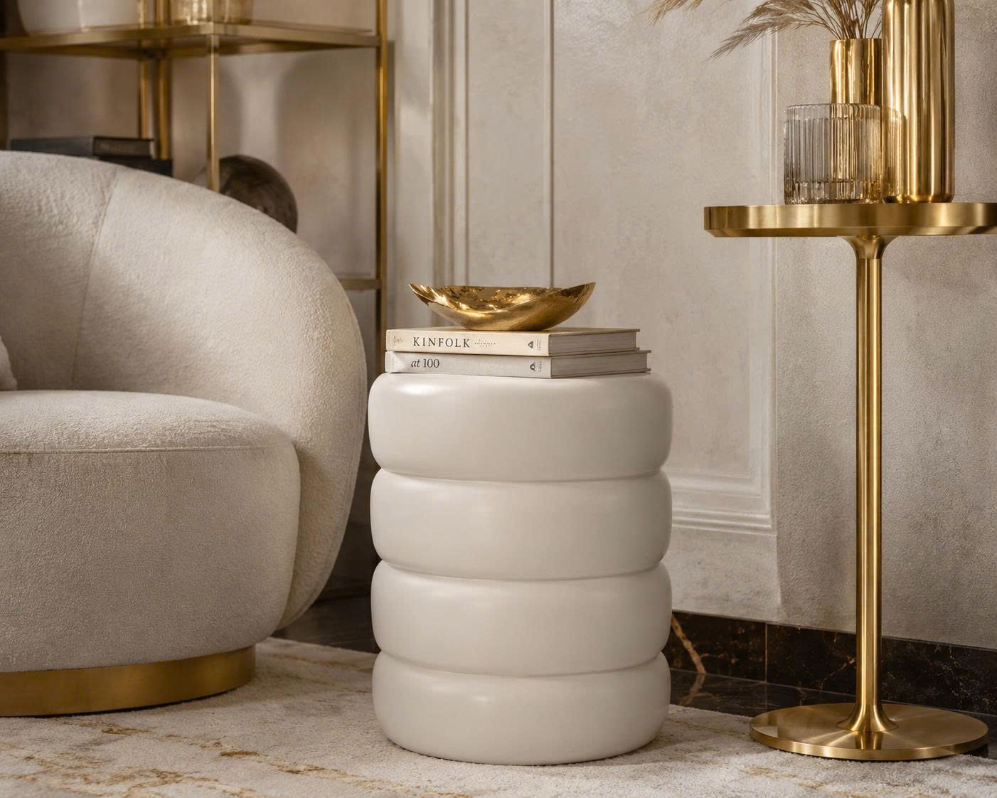Phối Đồ Nội Thất Đôn Bê Tông: 7 Công Thức Mix & Match Cho Mọi Phong Cách Nhà